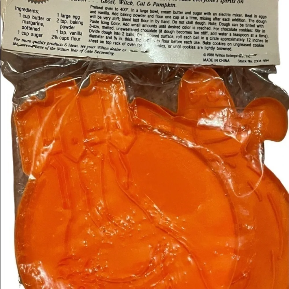 Wilton halloween cookie